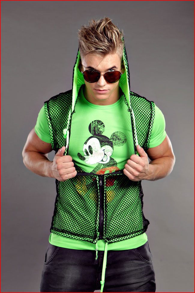 דוגמן אולג פנוב