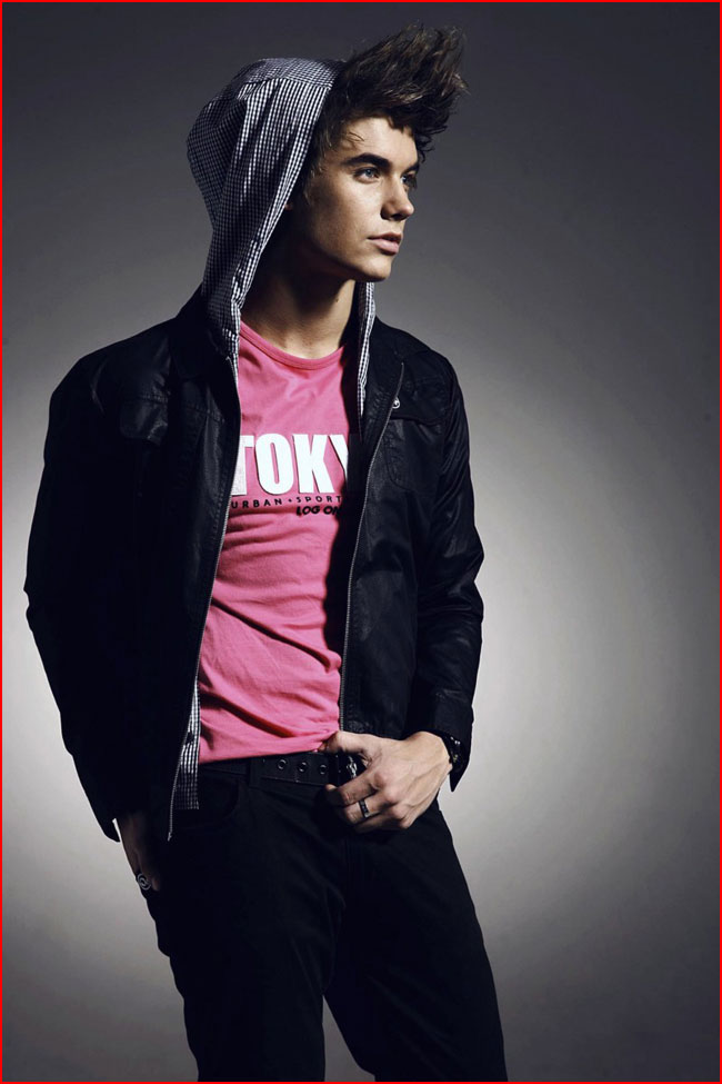 דוגמן אולג פנוב