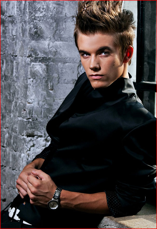 דוגמן אולג פנוב