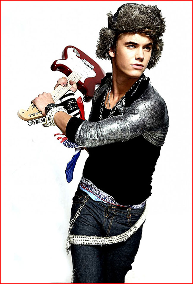 דוגמן אולג פנוב